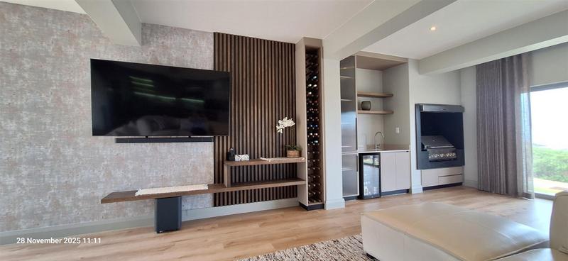 5 Bedroom Property for Sale in Outeniqua Strand Western Cape